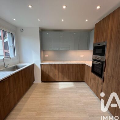 Appartement 4 pièces 315000 €