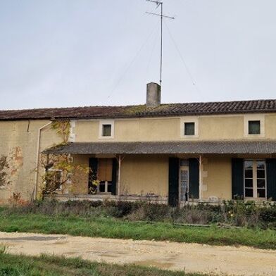 Maison 8 pièces 112224 €