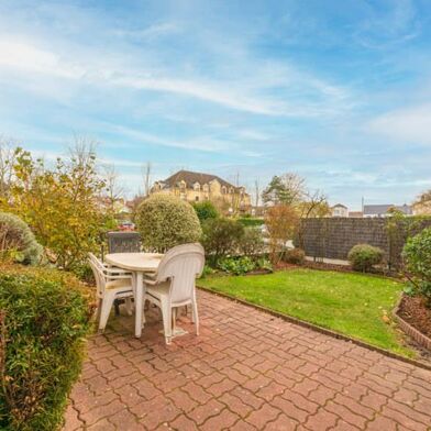 Appartement 4 pièces 315050 €