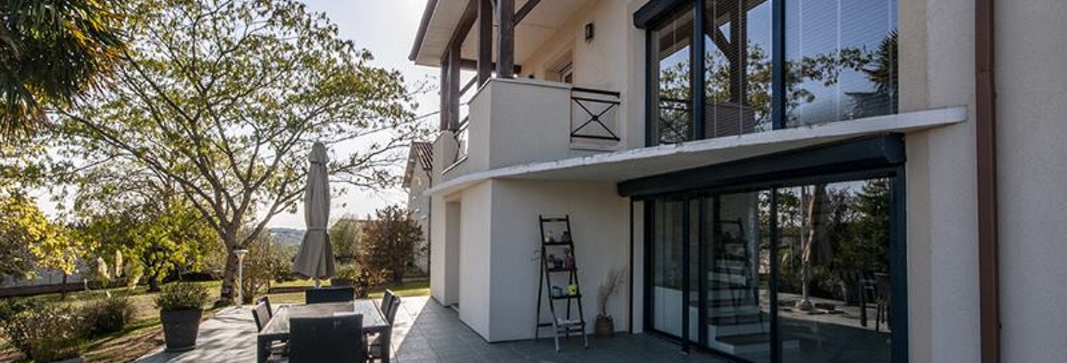 Maison 5 Pièces 226 m² à vendre à Javerlhac-et-la-Chapelle-Saint-Robert (24300)