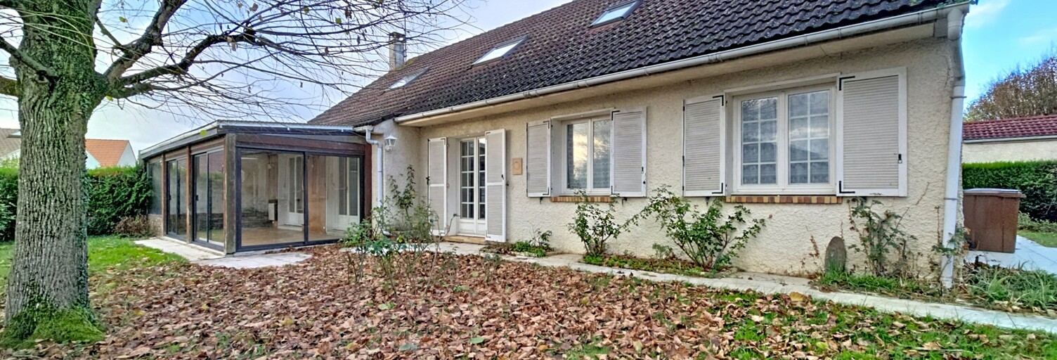 Maison 8 Pièces 177 m² à vendre à Saint-Pierre-du-Perray (91280)