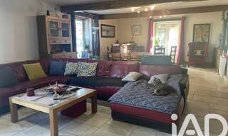 Maison 7 Pièces 205 m² à vendre à Chevanceaux (17210)