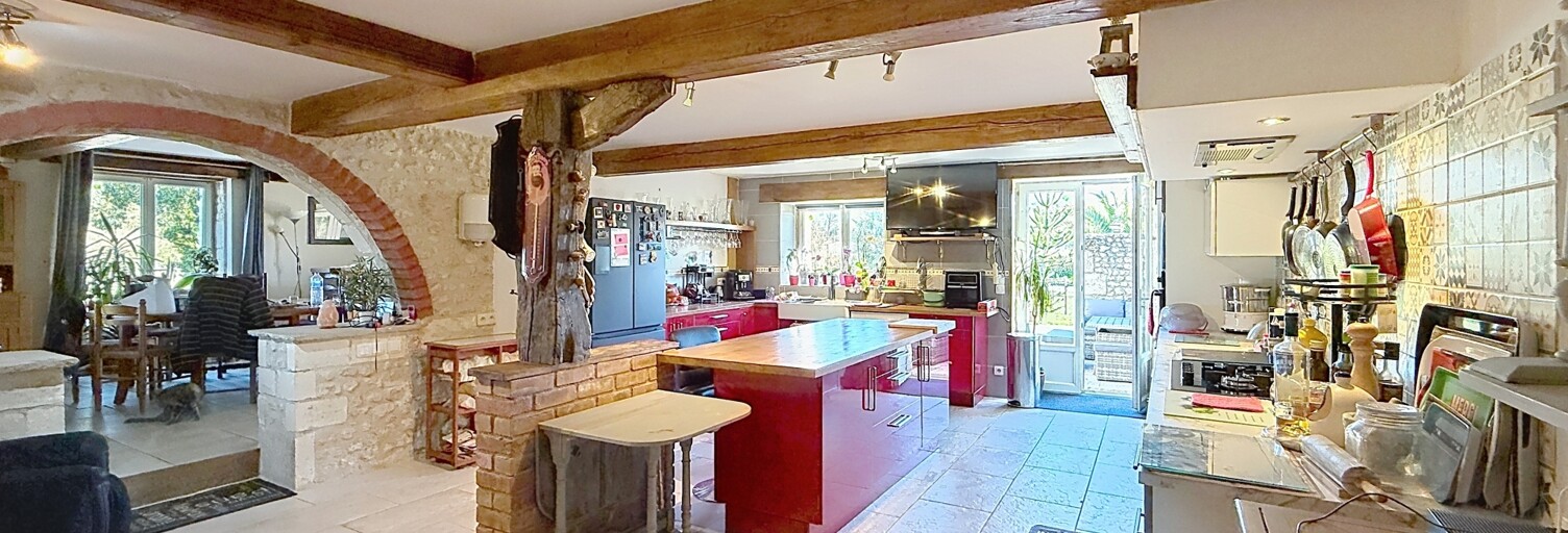 Maison 7 Pièces 205 m² à vendre à Chevanceaux (17210)