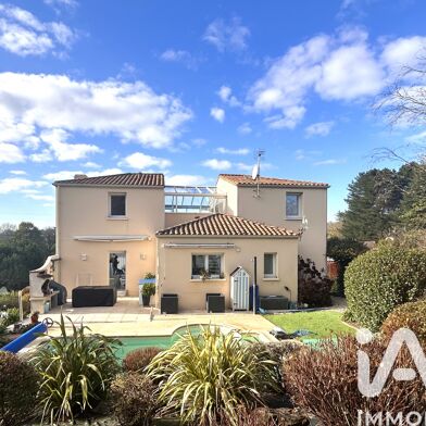 Maison 7 pièces 595000 €