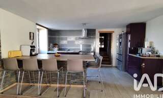 Maison 8 Pièces 222 m² à vendre à L'Hermenault (85570)