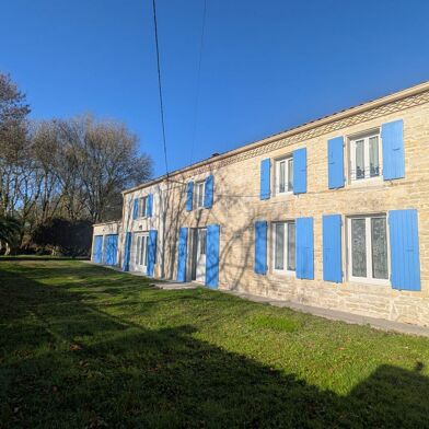 Maison 9 pièces 599000 €