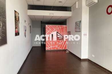 Commerce  830 €