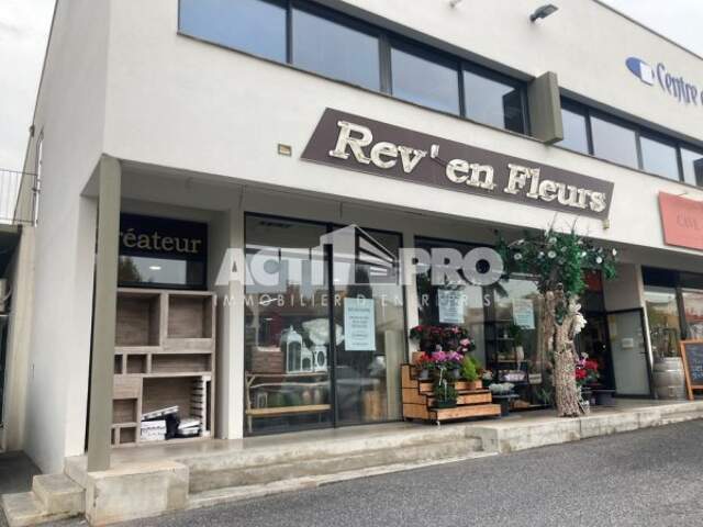 Murs Commerciaux à louer — photo du bien