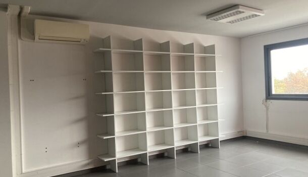 Bureau  à louer Cabestany 66330