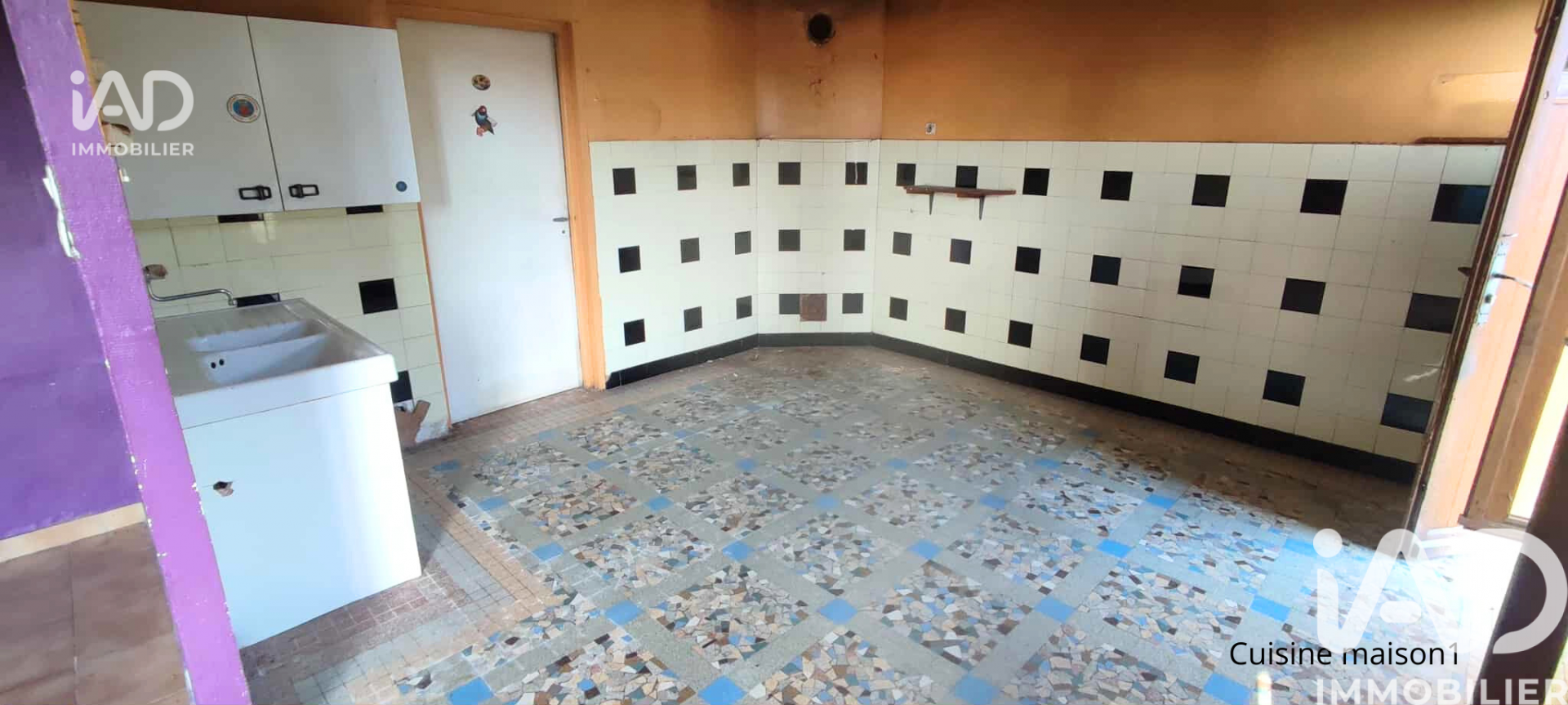 Chatillon-Sur-Seine - 122m² - 6p. - 4ch.