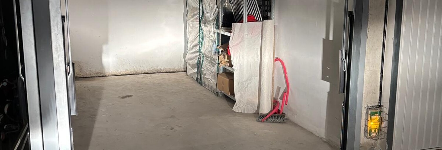 Garage  13 m² à vendre à Chennevières-sur-Marne (94430)