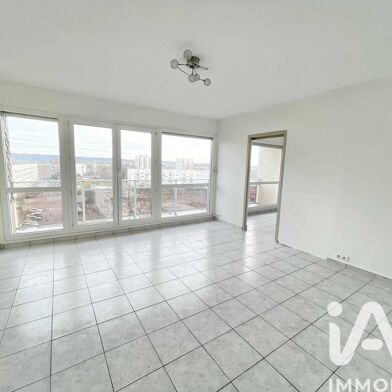 Appartement 4 pièces 99000 €