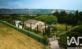 Maison 8 Pièces 310 m² à vendre à Cheval-Blanc (84460)