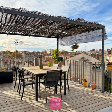 Appartement 5 pièces 575000 €