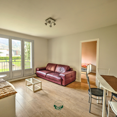 Appartement 3 pièces 770 €