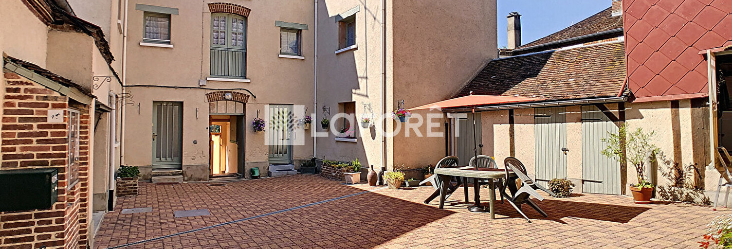 Immeuble  460 m² à vendre à Conches-en-Ouche (27190)