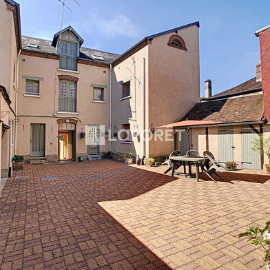 Immeuble  473600 €