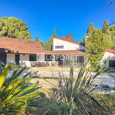 Maison 7 pièces 738500 €