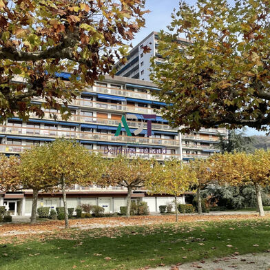 Appartement 4 pièces 210000 €