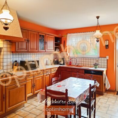 Maison 7 pièces 400000 €