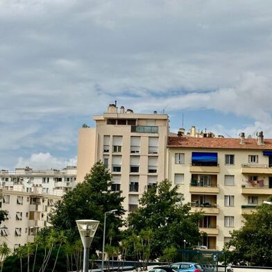 Appartement 3 pièces 223000 €