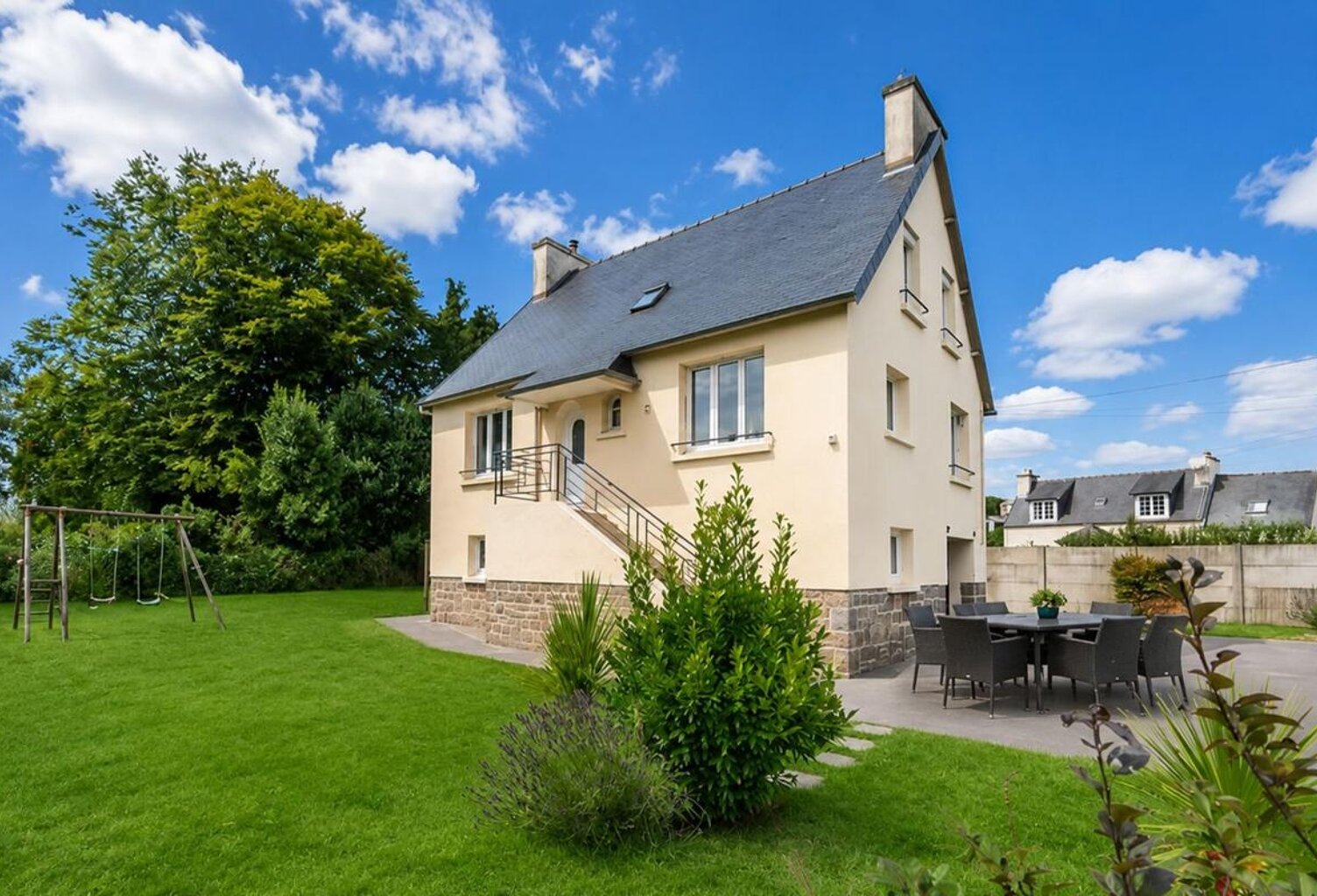 Maison rénovée à vendre sur Lanmeur — photo 1