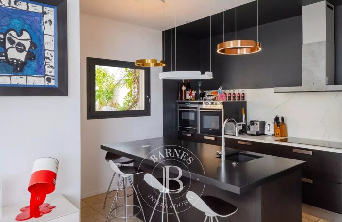 VENTE - MARSEILLE - LE REDON - MAISON CONTEMPORAINE- PISCINE — photo 4
