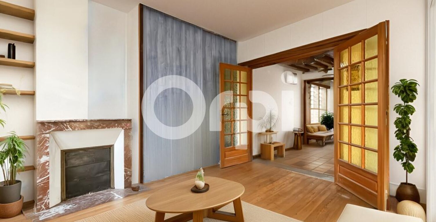 Ensemble avec dépendances de 300m² axe EVREUX - CONCHES — photo 1