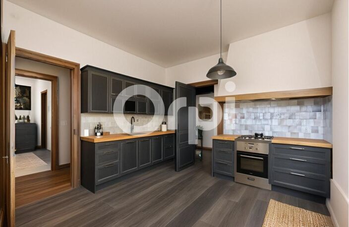 Ensemble avec dépendances de 300m² axe EVREUX - CONCHES — photo 4