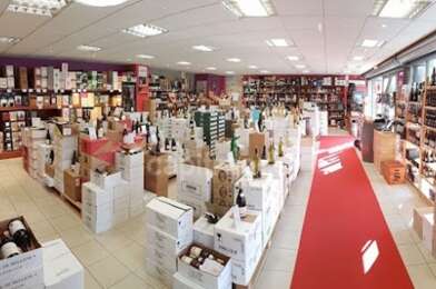 Commerce 2 pièces 134400 €