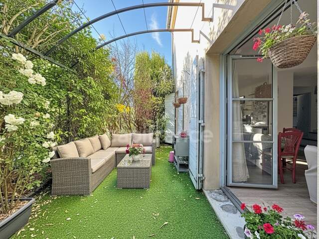 Maison - UZES (30) — photo du bien