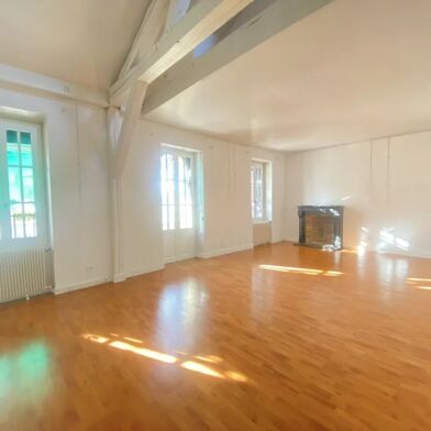 Appartement 5 pièces 371000 €