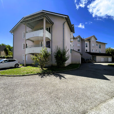 Appartement 4 pièces 235000 €