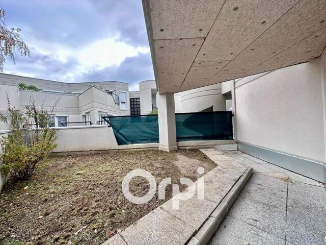 A vendre appartement T3 avec terrasse 22m2 et cave — photo du bien