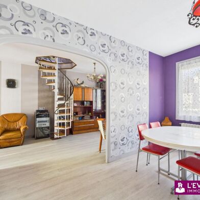 Maison 2 pièces 180200 €