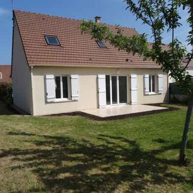 Maison 7 pièces 1250 €