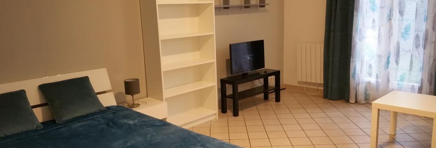 Appartement 1 Pièce 33 m² à louer à Saint-Cyr-l'École (78210)