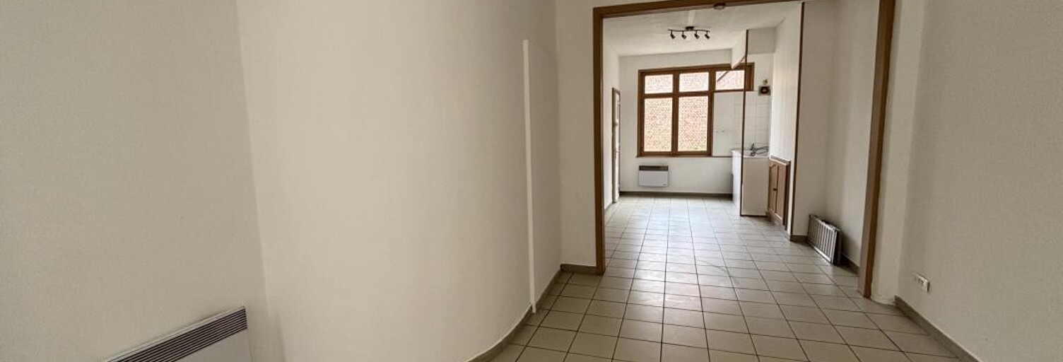 Commerce  37 m² à louer à Saint-Omer (62500)