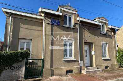 Maison 4 pièces 915 €