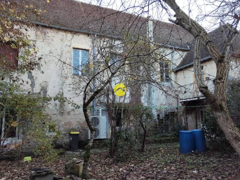 SPACIEUSE MAISON A PROX COMMERCES — photo 1