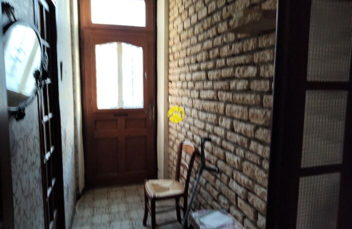SPACIEUSE MAISON A PROX COMMERCES — photo 2
