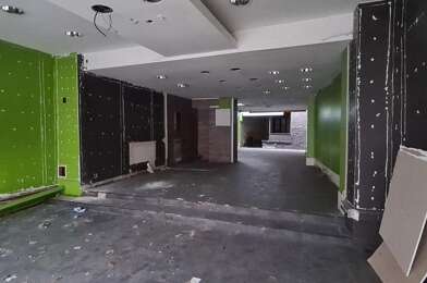 Commerce 2 pièces 900 €