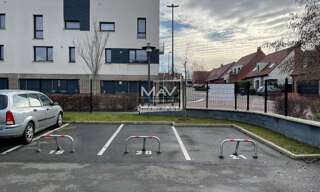 Garage   m² à louer à Linselles (59126)