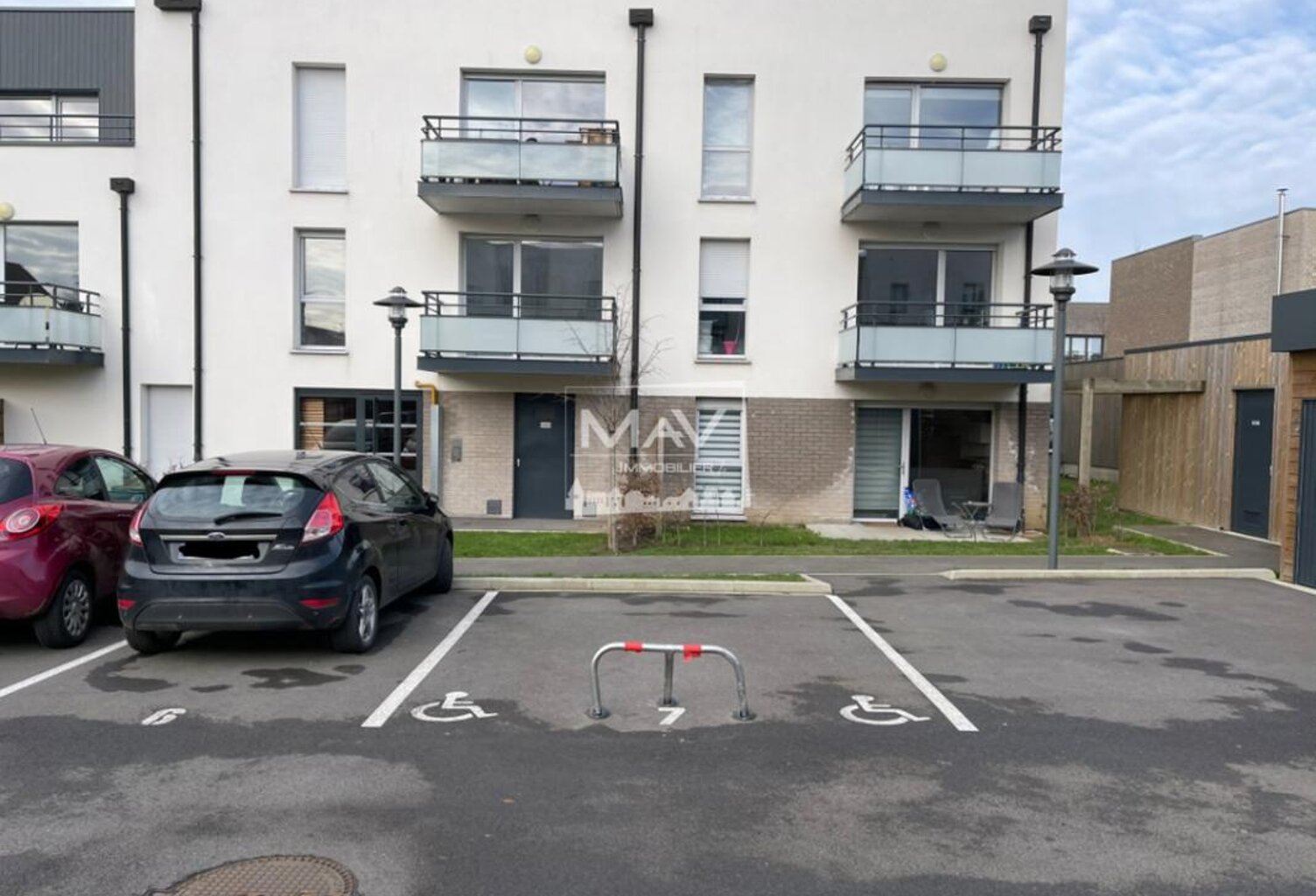 Emplacement parking Linselles Résidence sécurisée — photo 1