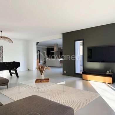 Maison 8 pièces 1100000 €