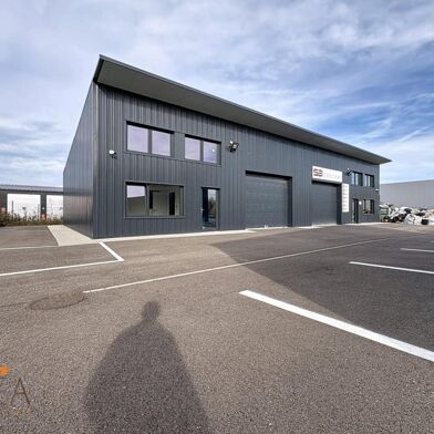 Commerce  216000 €