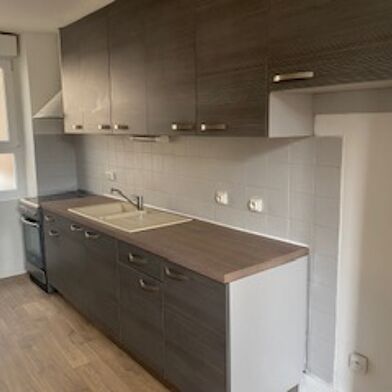 Appartement 3 pièces 590 €