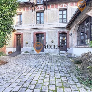 Maison 9 pièces 840000 €