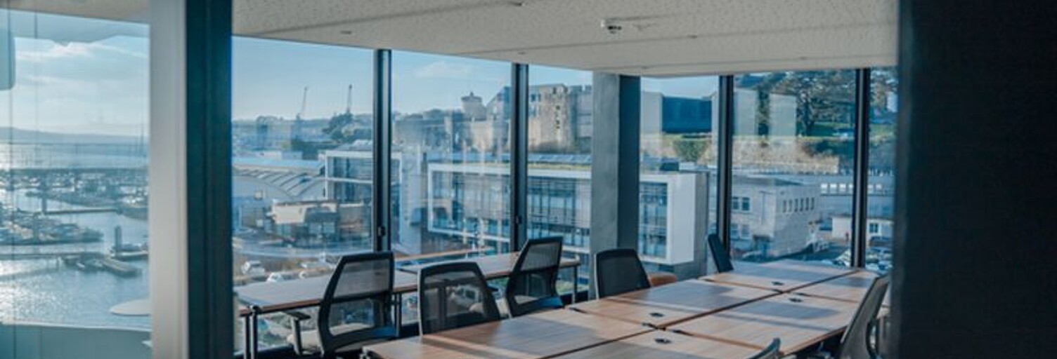 Bureau  600 m² à louer à Brest (29200)