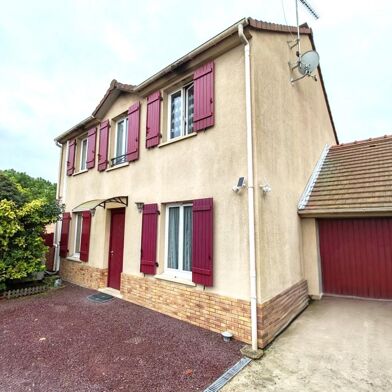 Maison 5 pièces 399000 €